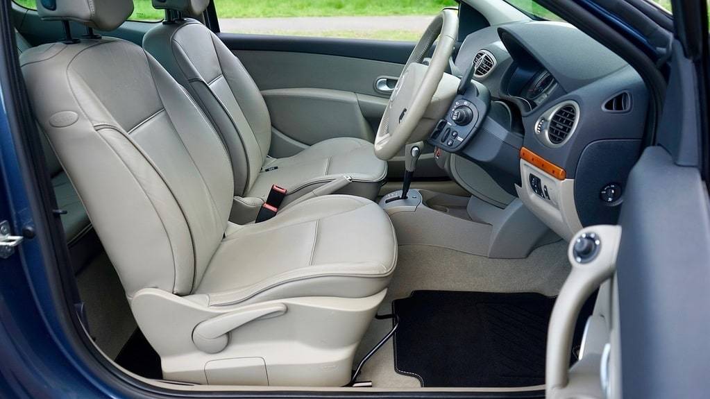 Personnaliser la voiture avec des éléments esthétiques et fonctionnels